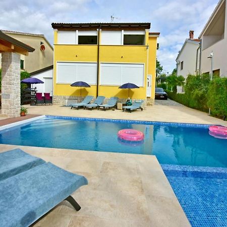 Apartments House Anna For Max 13 Persons In Porec, Pet Friendly Dış mekan fotoğraf