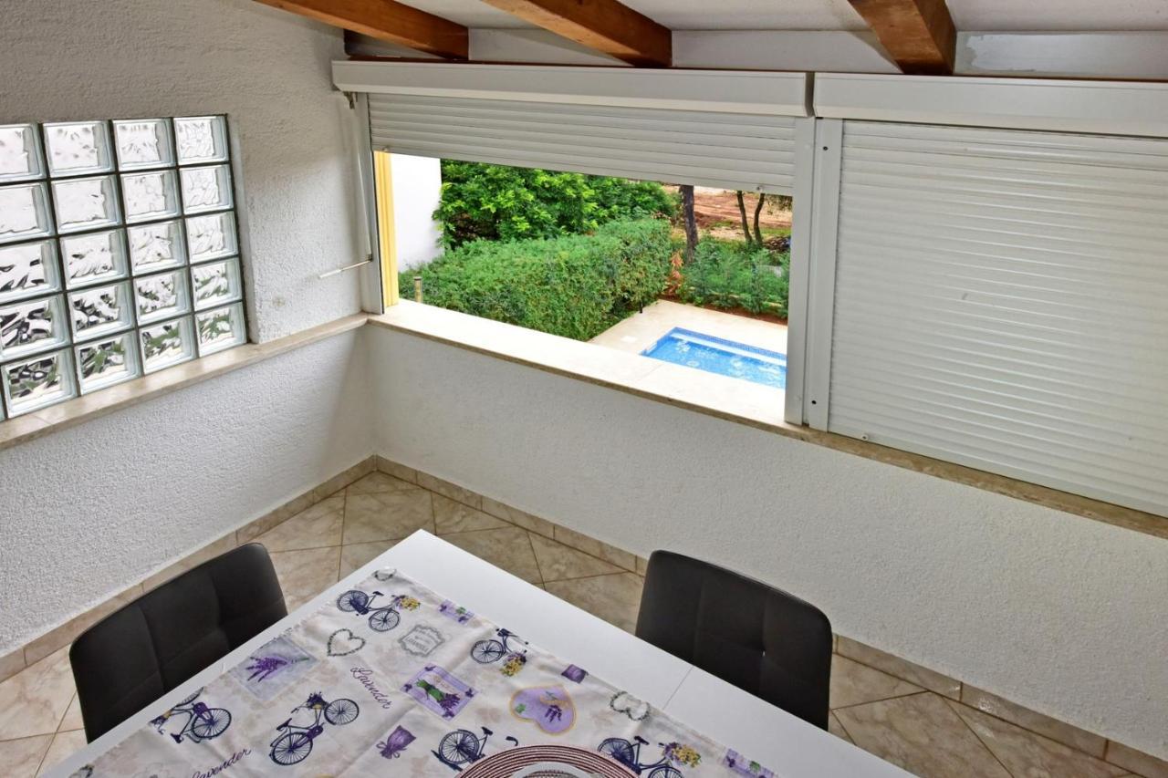 Apartments House Anna For Max 13 Persons In Porec, Pet Friendly Dış mekan fotoğraf