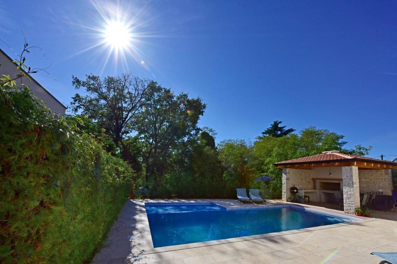 Apartments House Anna For Max 13 Persons In Porec, Pet Friendly Dış mekan fotoğraf