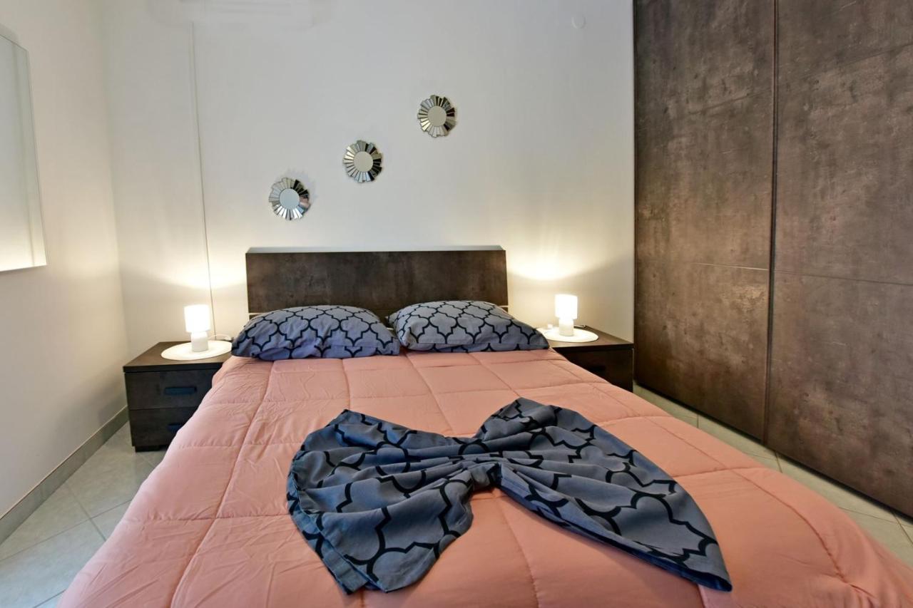 Apartments House Anna For Max 13 Persons In Porec, Pet Friendly Dış mekan fotoğraf